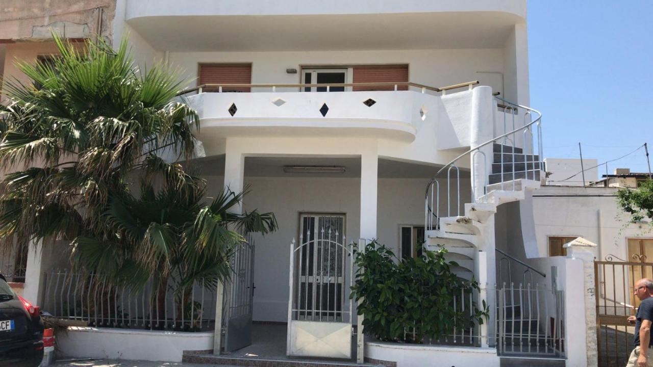 La Baia Apartments By My Home Apulia Torre Lapillo Bagian luar foto